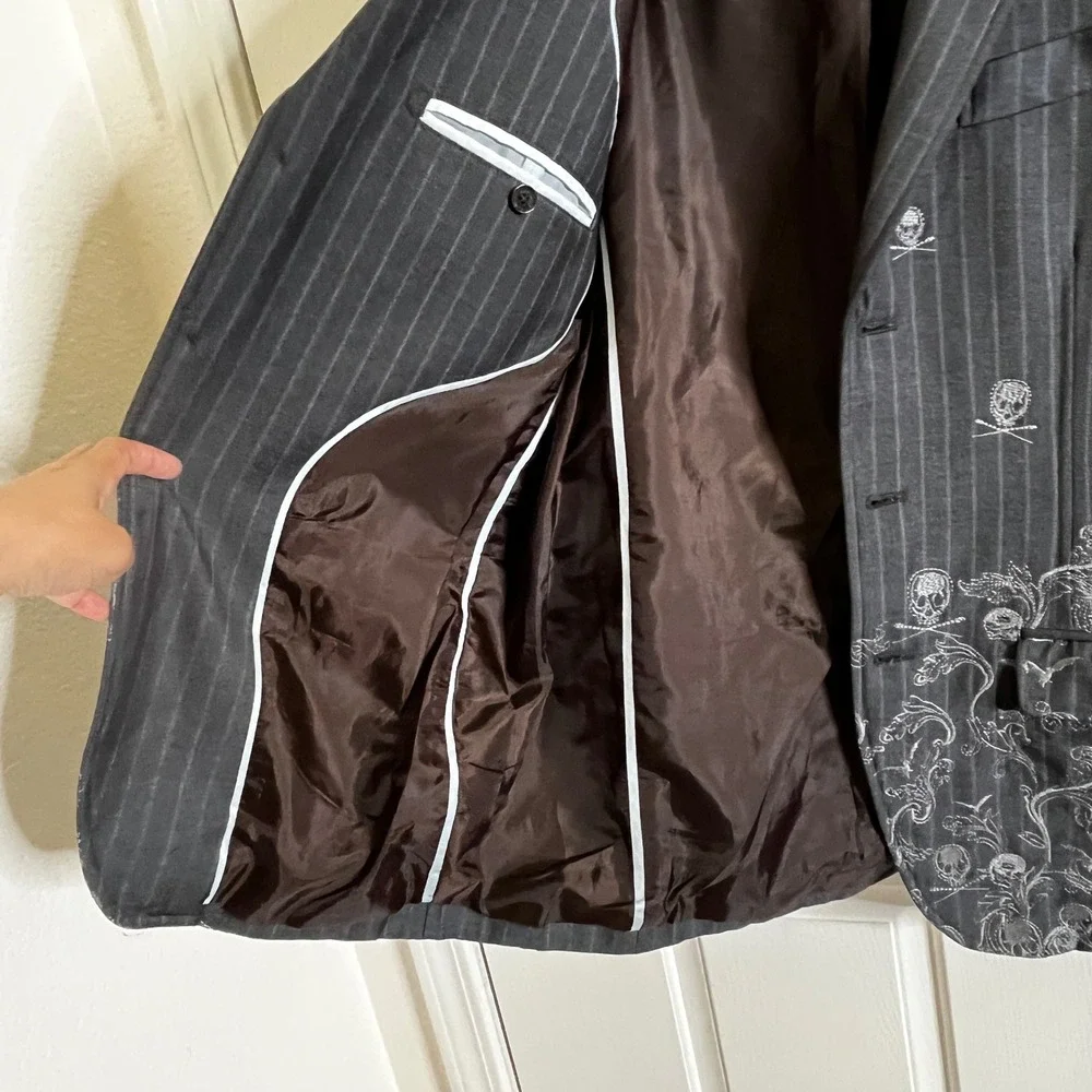 Marc Ecko Blazer Mens‎ M Grey Skull Embroidered Pinstripe Sport Coat Goth Punk